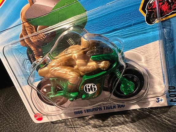 Hot Wheels 1966 Triumph Tiger 100 Treasure Hunt