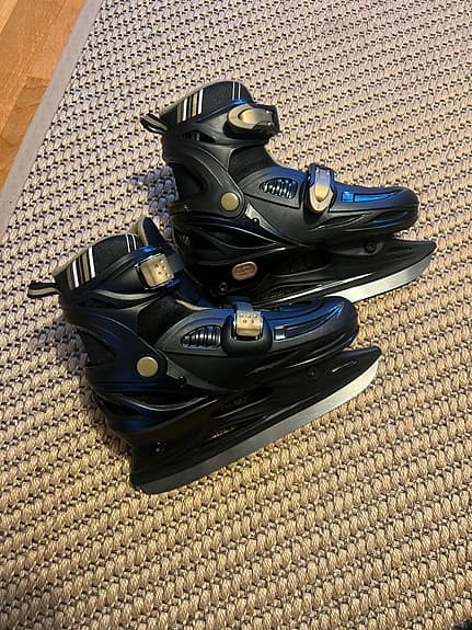 Revolution Ställbara ishockeyskridskor barn 33-36