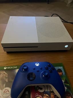 Microsoft Xbox One S spelkonsol vit