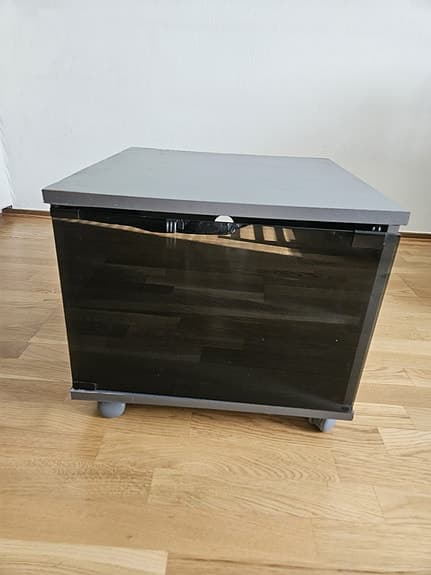 TV-bänk 50x52x42 cm