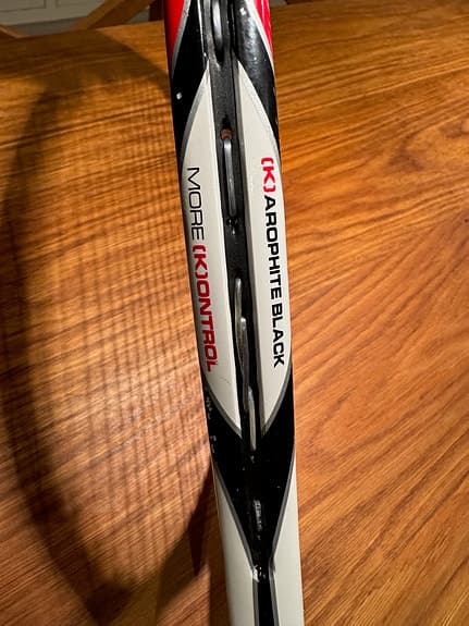 Wilson (K) AROPHITE BLACK 95 tennisracket 332 g