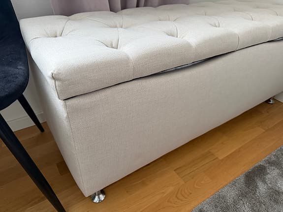 Sittbänk med förvaring (sängkista)