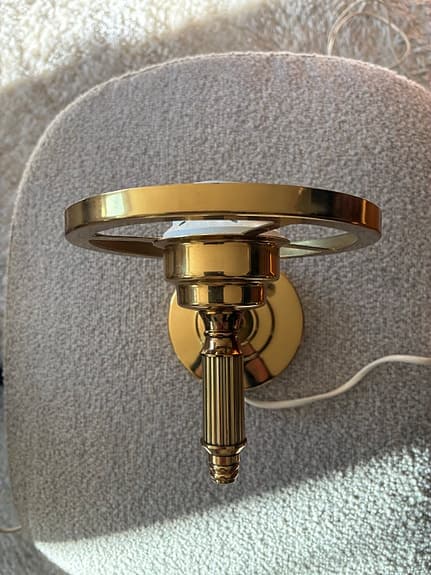 &Tradition vägglampa mässing