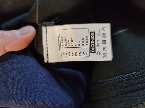 surf dräkt 4/3 mm 8 år