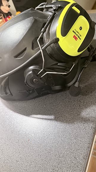 3M Peltor WS Alert X hjälm med hörselskydd bluetooth gul/svart