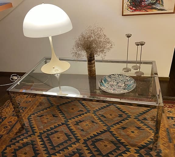 Glasbord, tre soffbord i samma serie.
