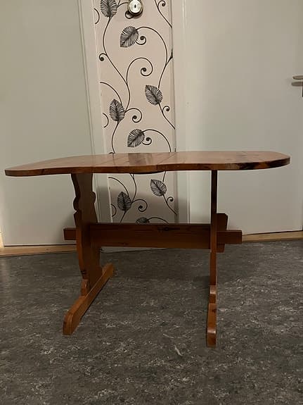 Fällbart bord