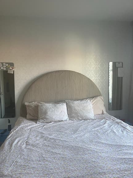 Jotex sänggavel beige sammet