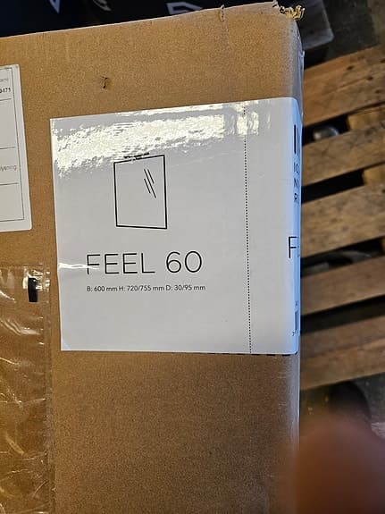 INR Feel 60 badrumsspegel