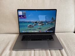 MacBook Pro 16 tum/16 GB/i7