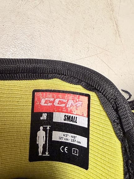 CCM HockeySkulderskydd + CCM Hockeyarmbågsskydd