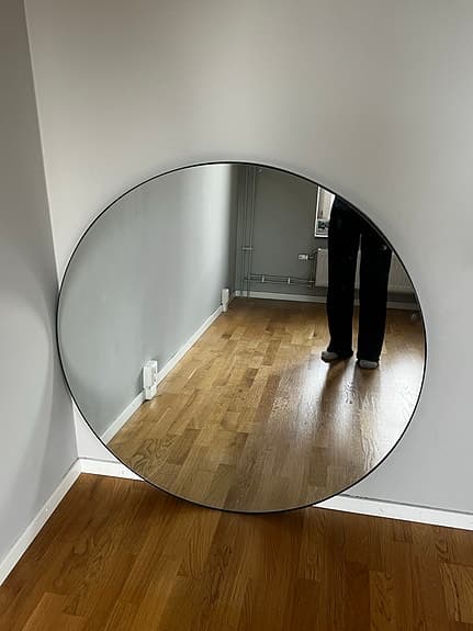 Rund spegel 100 cm - svart ram - fint skick