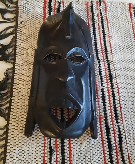 Kenyansk ansiksmask