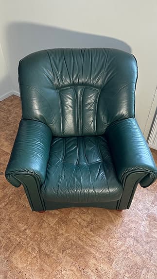Fåtölj i läder
