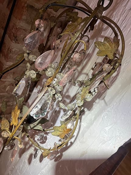 Taklampa/kristallkrona miljögården