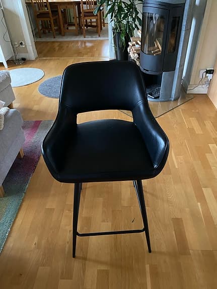 Mio barstol svart
