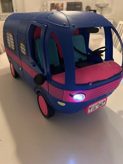 L.O.L. Surprise husbil / Camper blå rosa