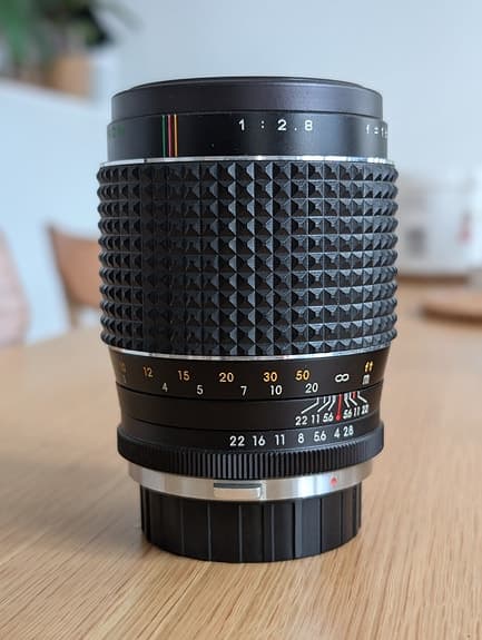 Makinon 135mm f/2.8 – Vintage teleobjektiv
