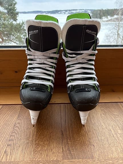 Bauer XLS ishockeyskridskor storlek 35,5