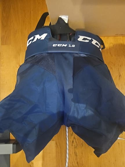 CCM 1.9 hockeybyxor blå INT M