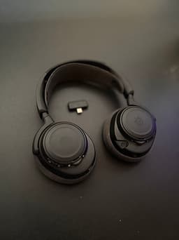 SteelSeries Arctis Nova 7 Gen 2 – trådlöst gamingheadset (dongel + kvitto)