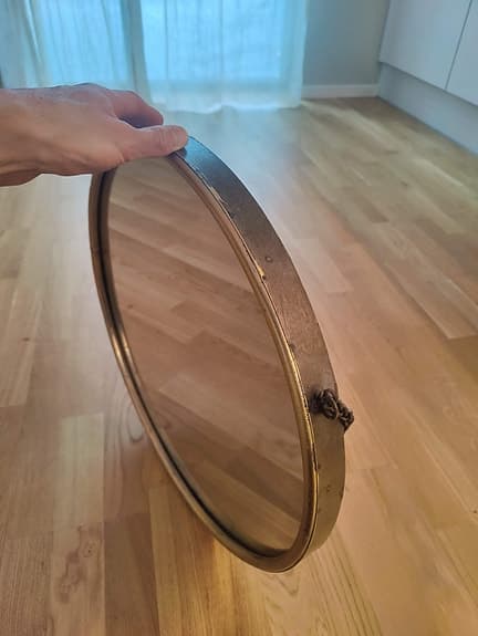 Rund spegel med kedja