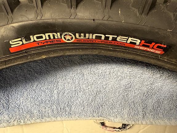 Prissänkt! Dubbdäck Suomi Tyres WXC'R 312 27,5x2,25 (584-57)