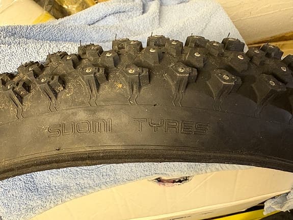 Prissänkt! Dubbdäck Suomi Tyres WXC'R 312 27,5x2,25 (584-57)