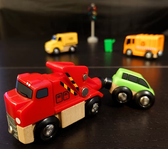 🚒 🚌 BRIO bärgningsbil 33528 + 2 servicefordon + trafikljus (paket) 🚦🚚🚗