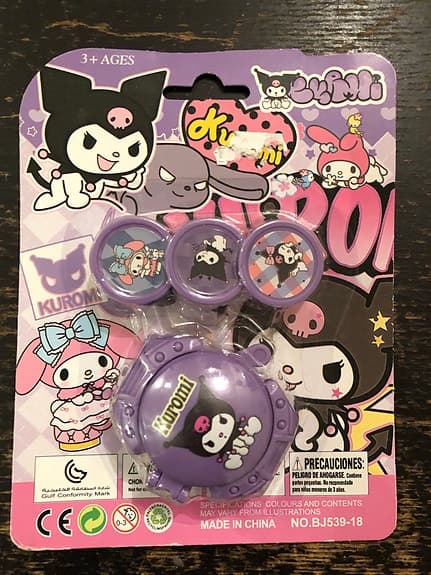 Hello Kitty Kuromi leksaksset lila plast