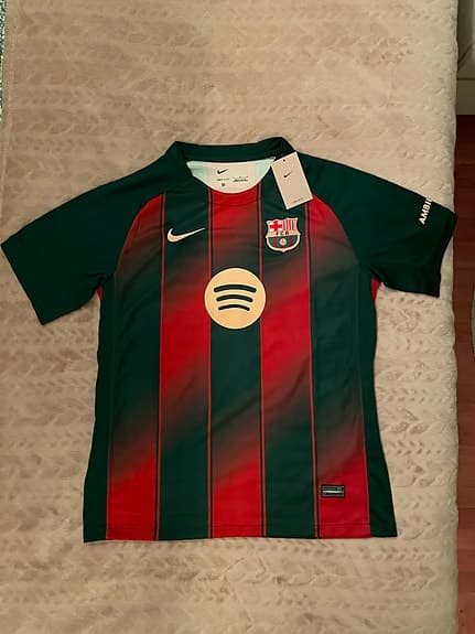 Nike FC Barcelona fotbollströja röd blå