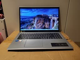 Acer Aspire 5 A315-58 / Intel Core i5-1135G7 20GB RAM 512GB SSD Windows 11 Home
