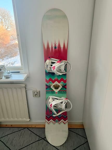 Salomon snowboard 151 cm