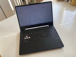 Asus bärbar dator 15 tum svart