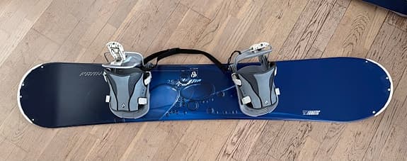 Fanatic snow board med flow FL5 bindings