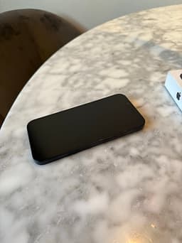 Apple iPhone 14 smartphone 128 GB svart