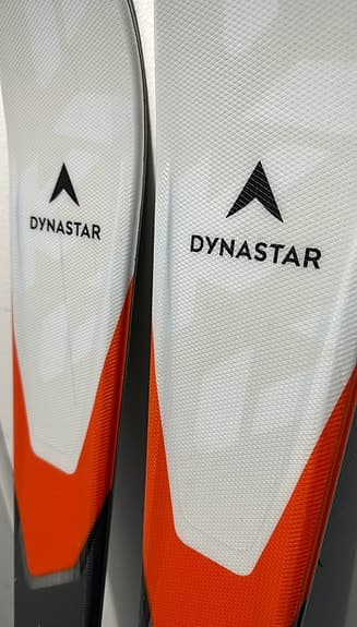 Dynastar Speed 363 skidor svart orange