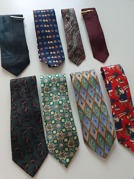 Slipsar - Trend Corneliani, Leonardi Strelli, Tiger,  M Maggio + nålar o hängare