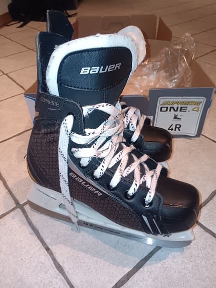 Bauer Supreme One.4 ishockeyskridskor storlek 37 svart