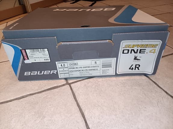 Bauer Supreme One.4 ishockeyskridskor storlek 37 svart