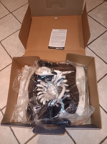 Bauer Supreme One.4 ishockeyskridskor storlek 37 svart