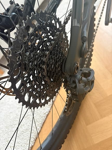 Specialized Stumpjumper Evo LTD, mörk mossgrön S3