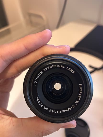 Fujifilm Fujinon XC 15-45mm f/3.5-5.6 OIS PZ objektiv svart