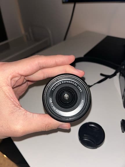 Fujifilm Fujinon XC 15-45mm f/3.5-5.6 OIS PZ objektiv svart