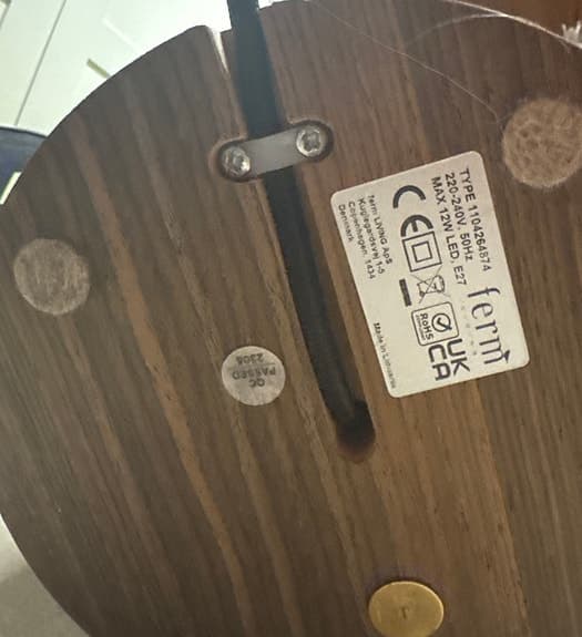 Ferm Living golvlampa – massiv träfot – mycket fint skick