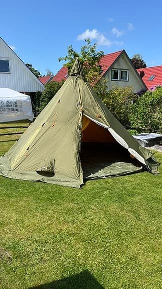 Helsport Varanger tipiformat tält