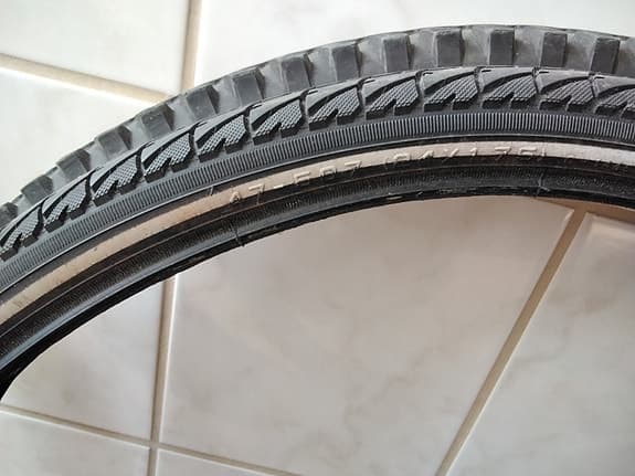 24 tums cykeldäck dubbdäck