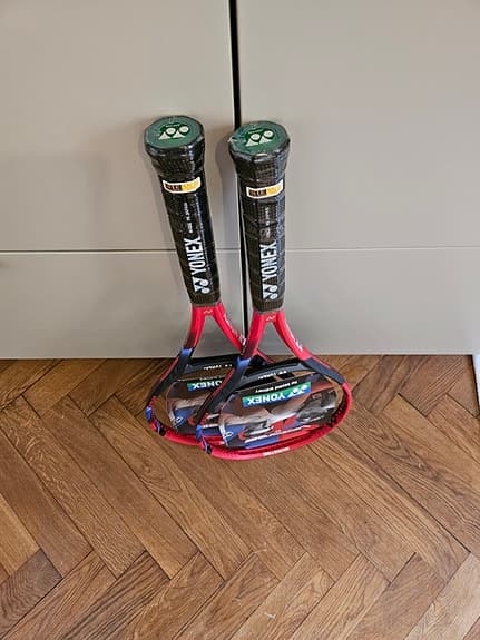 Yonex Vcore 95 TennisRacket