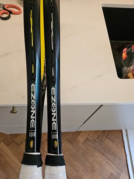 Yonex Ezone 100 Aqua Night Black

TENNISRACKET