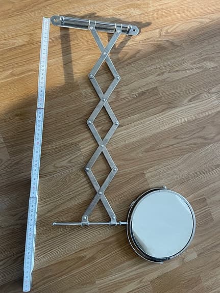 Väggspegel utdragbar rund krom